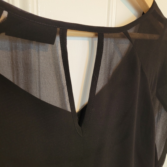 DKNY Jeans Shimmery Top - Picture 10 of 10